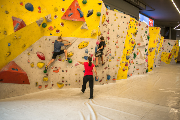 KBKurse, Schnupperkurs Bouldern für Familienfamilien,klettern,kurs,anfänger,kb,freimann,bouldern,